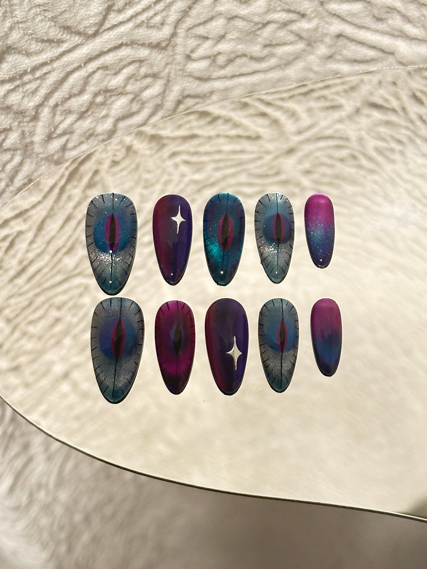 Cat Eye Luxury Handmade Press-On Nails Puple/Blue