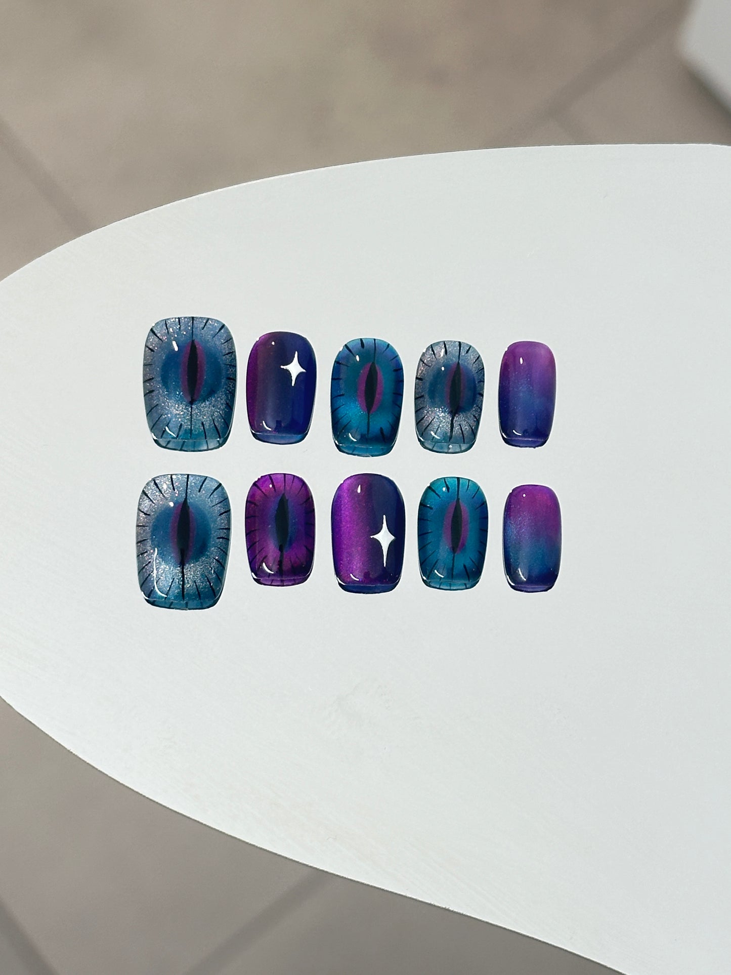 Cat Eye Luxury Handmade Press-On Nails Puple/Blue