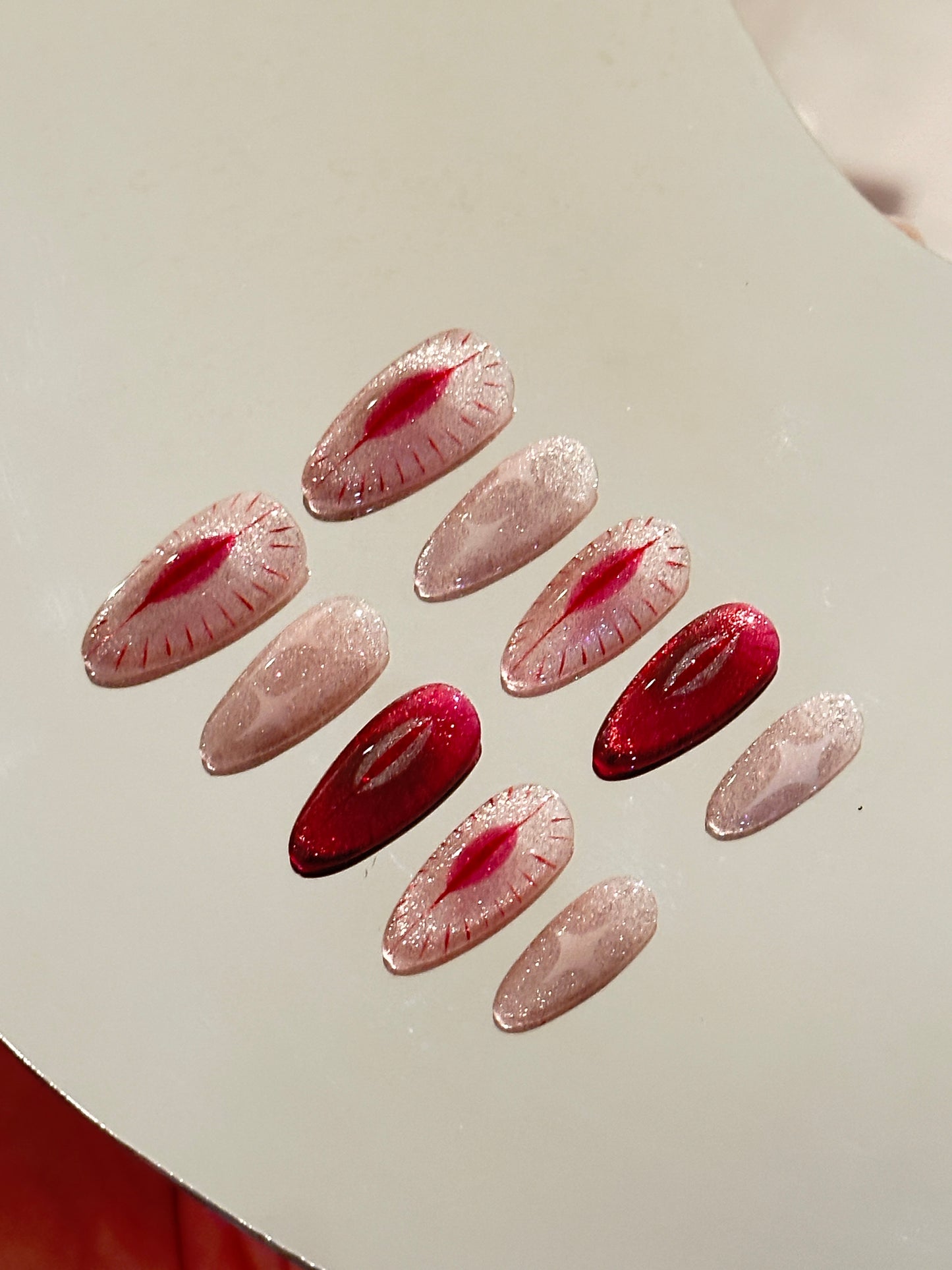 Cat Eye Luxury Handmade Press-On Nails Pink/White