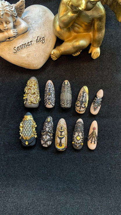 Luxury Handmade Press-On Nails Louis XVIII