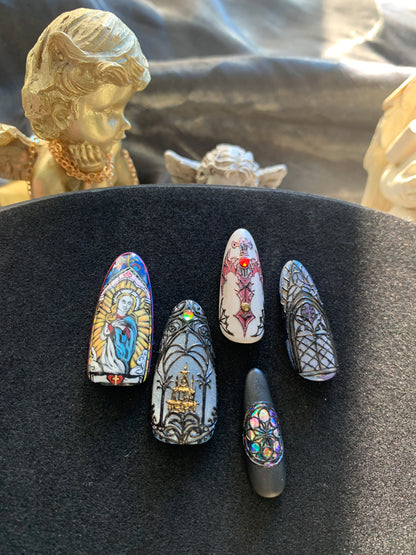 Luxury Handmade Press-On Nails Gothic Cathedral