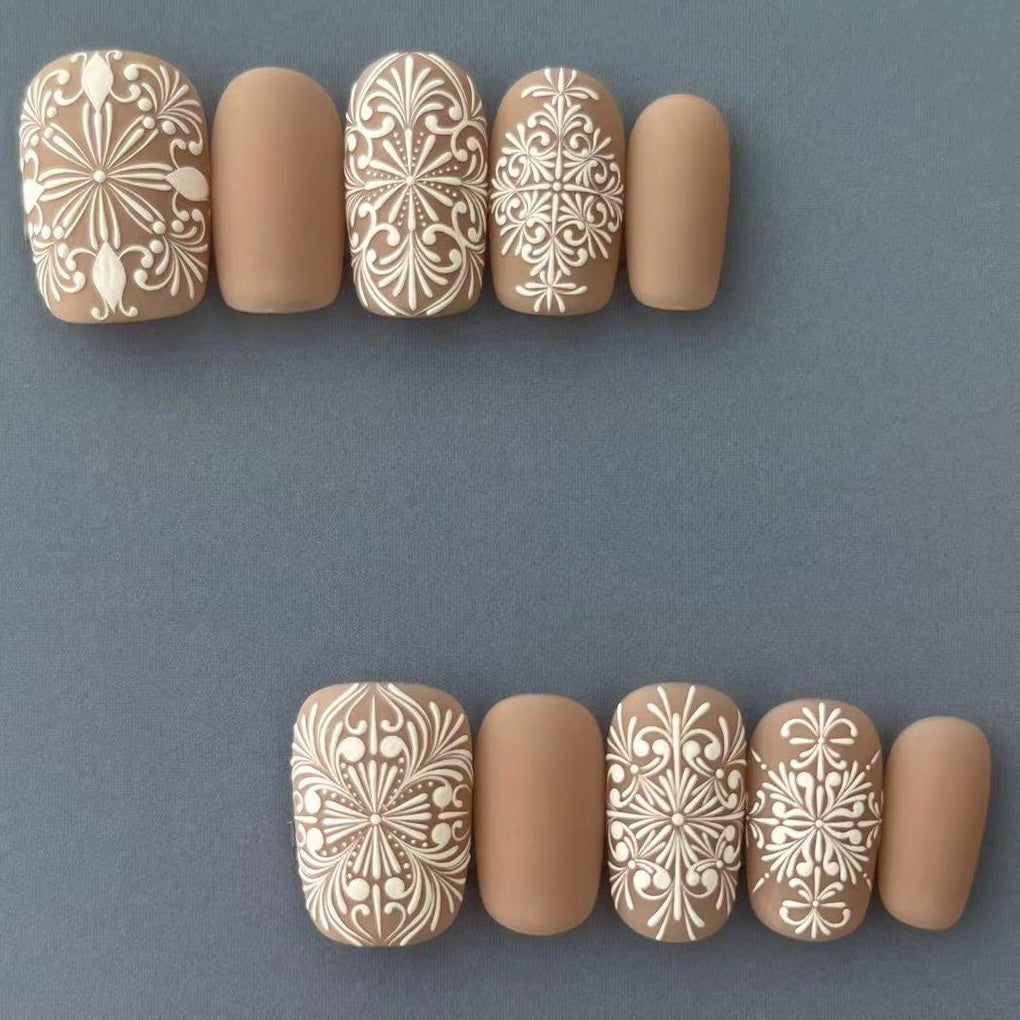 Bohemian Style Luxury Handmade Press-On Nails Neutral