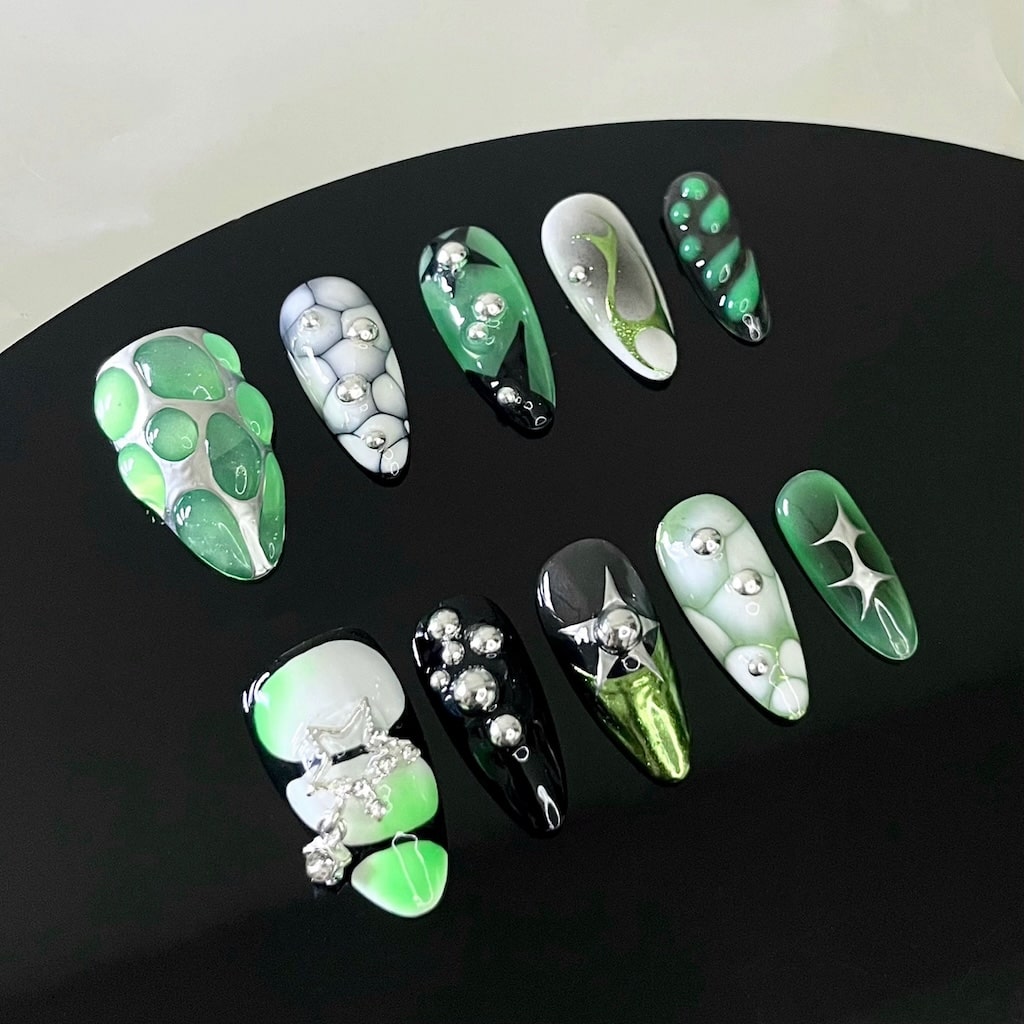 silver chrome 3d luxury nails presson nails custom handmade green color snake print short almond shaped