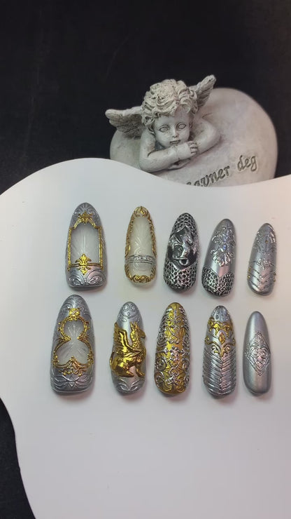 Luxury Handmade Press-On Nails Gold Armor